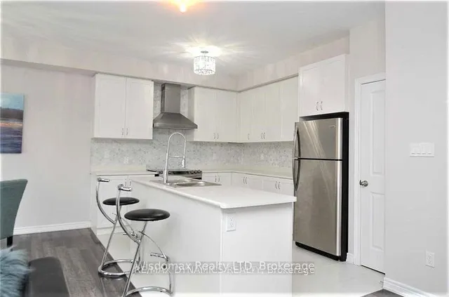 Additional image 5 of 14 PINOT Cres
