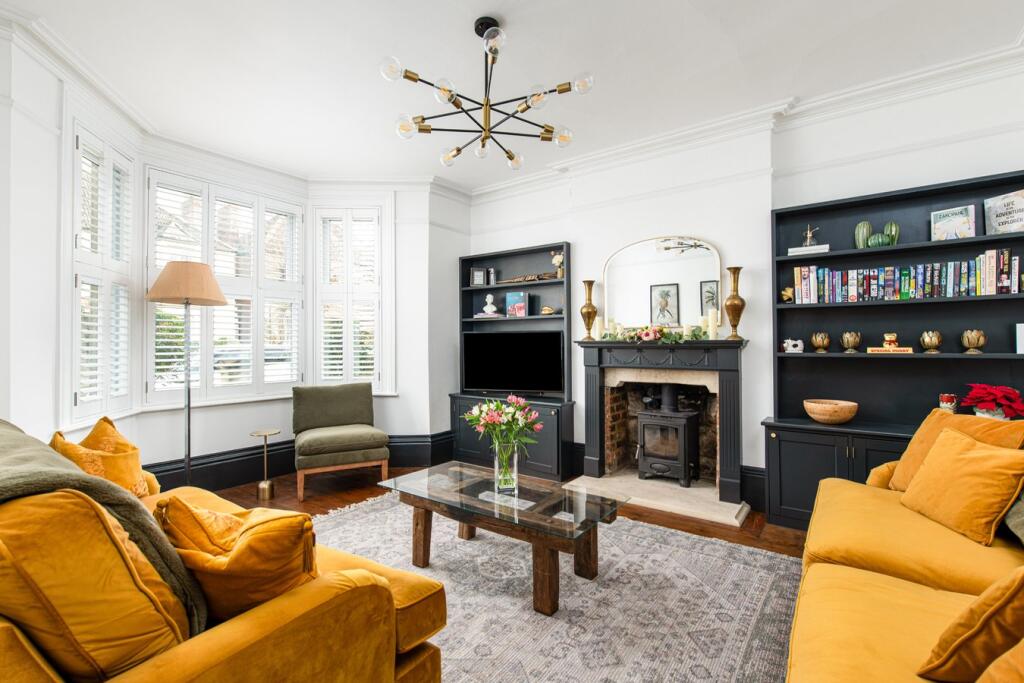 Additional image 2 of Avenue Road, Trowbridge, BA14