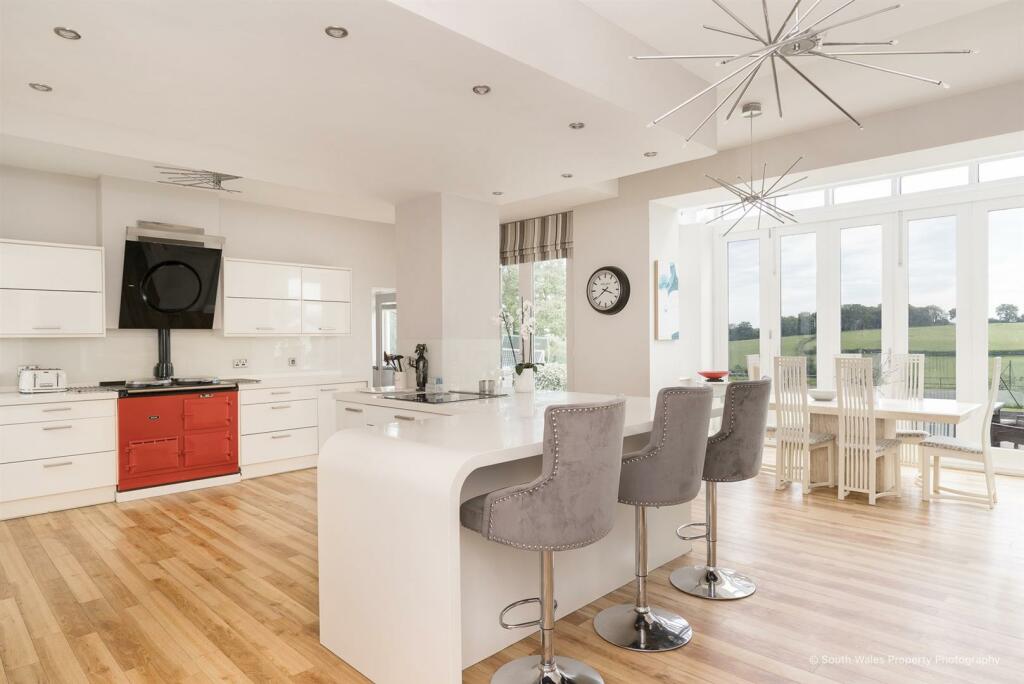 Additional image 3 of Broadway, Llanblethian, Cowbridge, Vale of Glamorgan, CF71 7EY