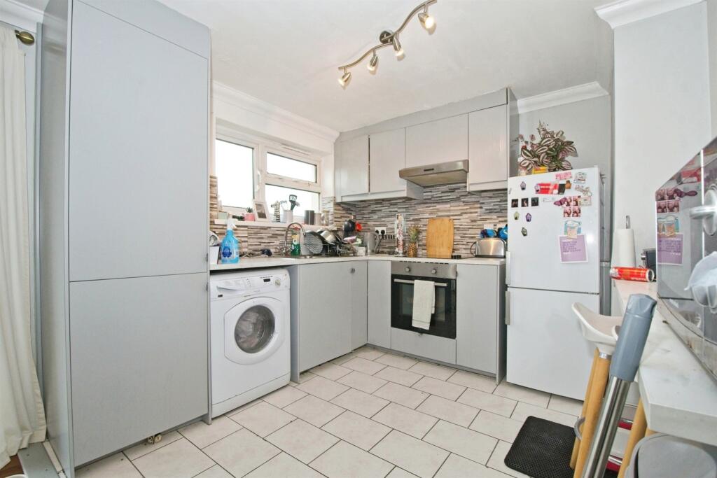 Additional image 4 of Garth Avenue, Glyncoch, Pontypridd