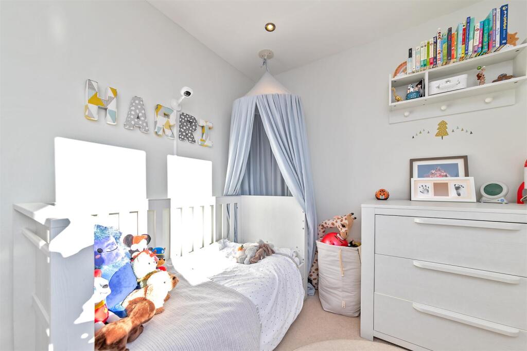 Additional image 34 of Hadrian Close, St Albans