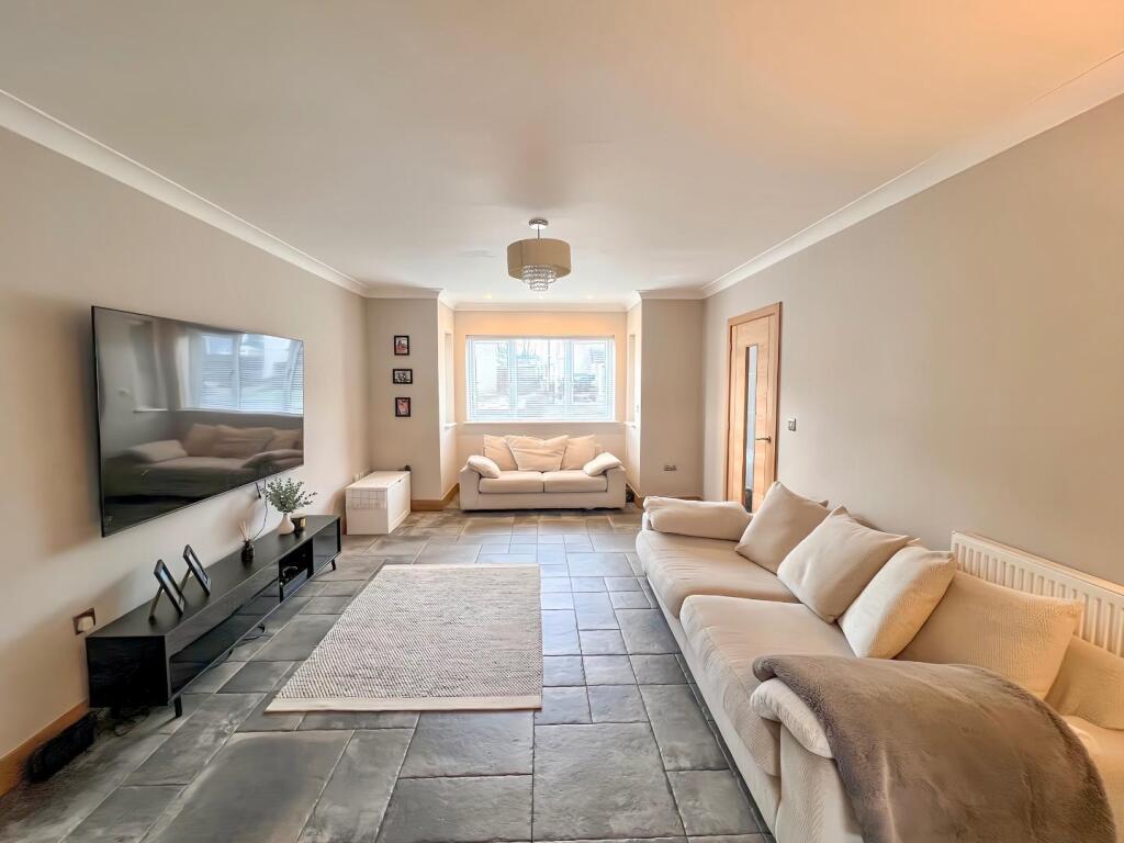 Additional image 5 of Long Acre, North Cornelly, Bridgend County Borough, CF33 4BE