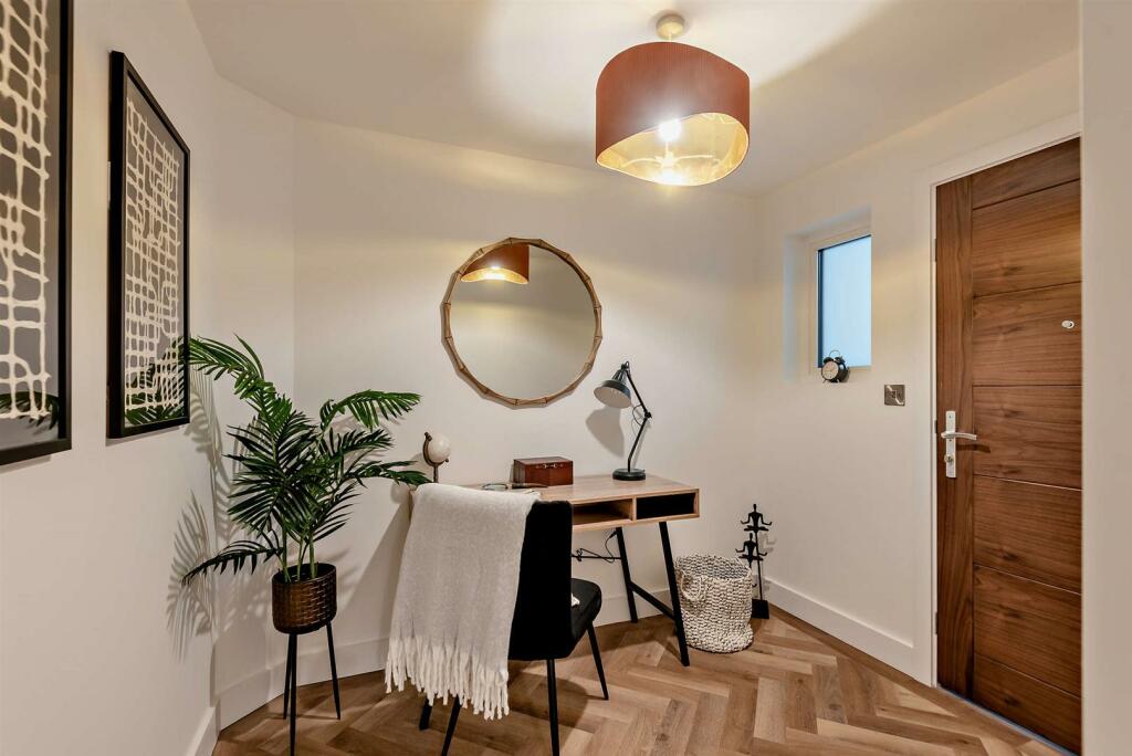 Additional image 4 of Centurion House, Northgate Street, Chester