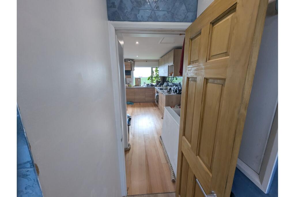 Additional image 14 of Brighton Road, Lancing, BN15