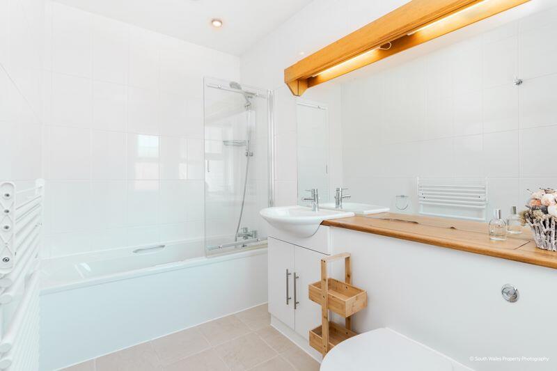 Additional image 21 of Glynne Tower, Bridgeman Road, Penarth