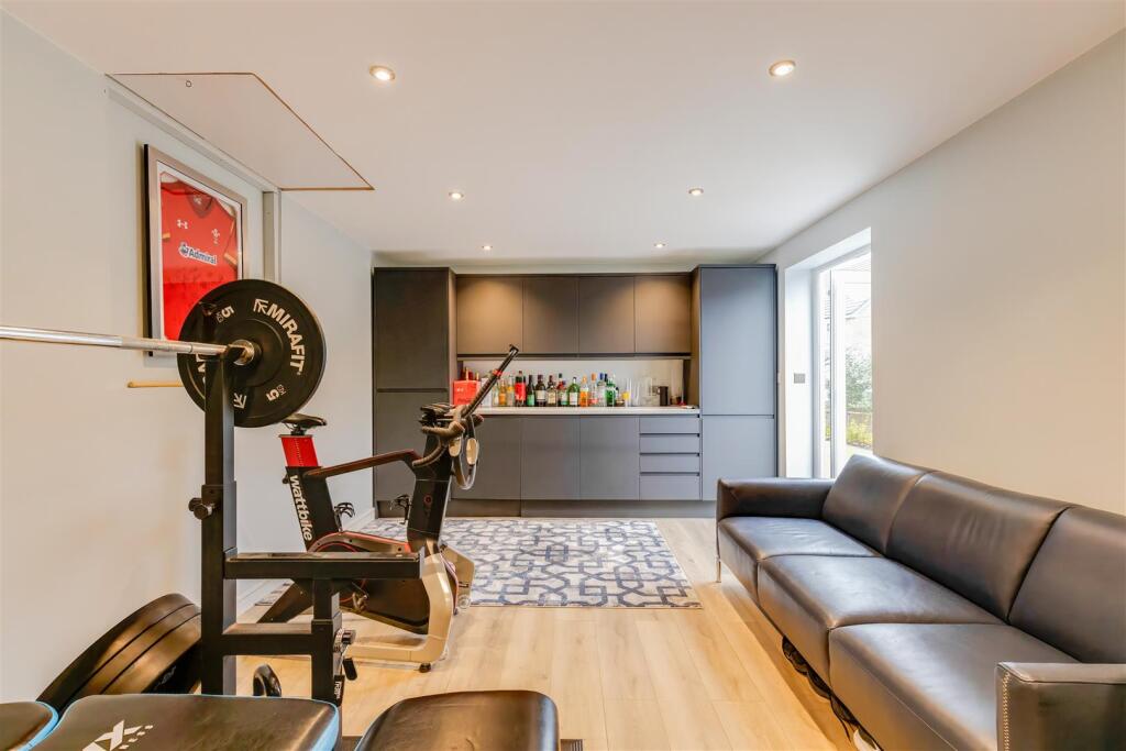 Additional image 16 of Thomas Clarke Road, Cowbridge, Vale Of Glamorgan, CF71 7FT