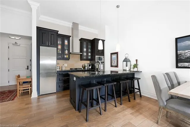 Additional image 8 of 397 King St Unit 205