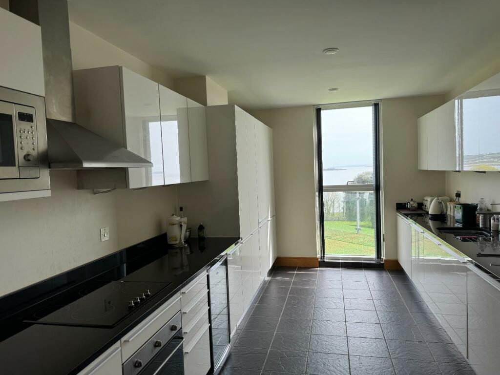 Additional image 10 of Hayes Road, Sully