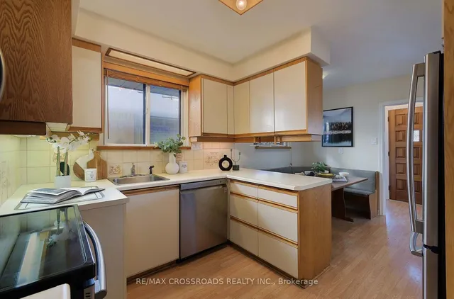 Additional image 10 of 5 Marcos Blvd