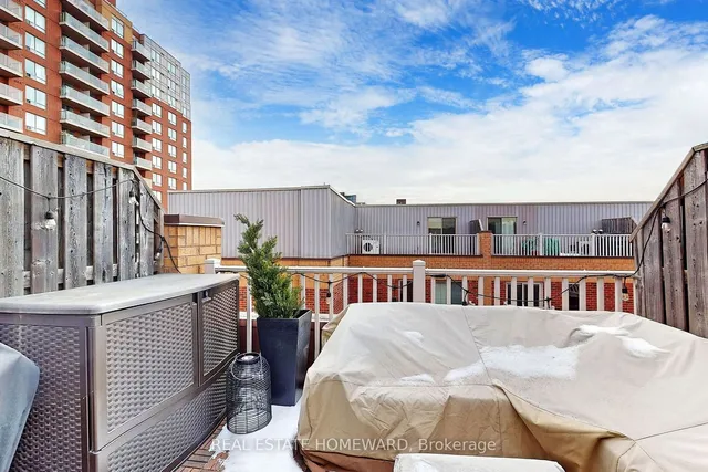 Additional image 36 of 21 Ruttan St Unit 240