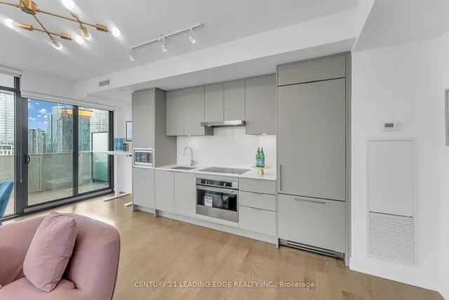 Additional image 21 of 20 Lombard St Unit 3603