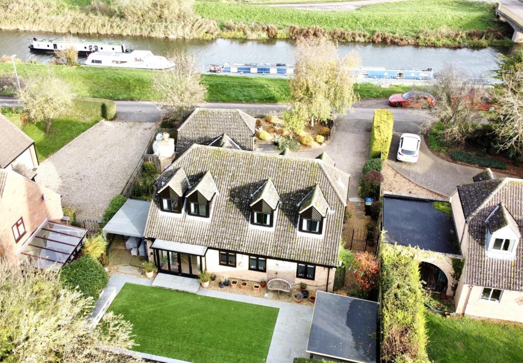 Additional image 17 of River Bank Cottage, 2 Padnal Bank, Prickwillow, Ely, Cambridgeshire