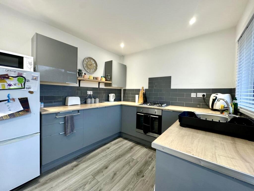 Additional image 3 of Caernarvon Grove, Castle Park , Merthyr Tydfil, CF48 1JS,