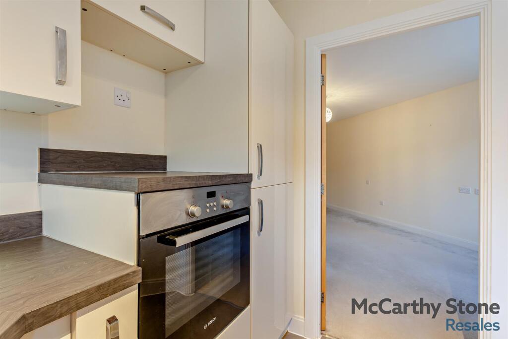 Additional image 14 of Roslyn Court, Lisle Lane, Ely