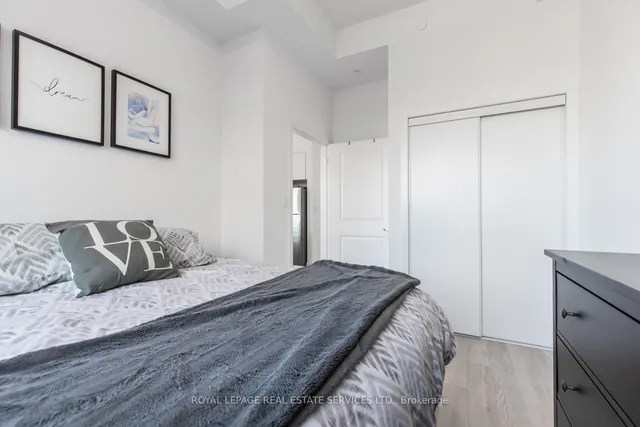 Additional image 33 of 460 Dundas St Unit 519