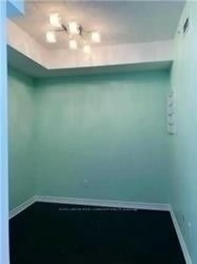 Additional image 11 of 386 Yonge St Unit 4313