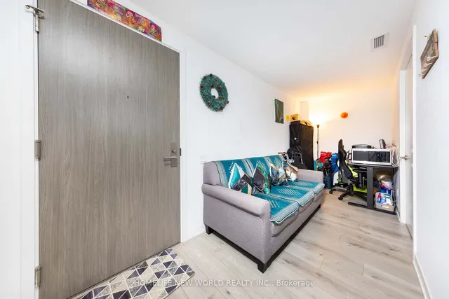 Additional image 20 of 161 Roehampton Ave Unit 603