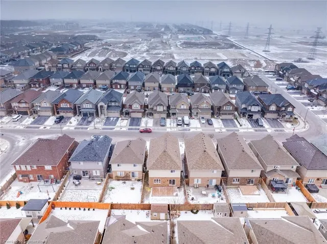 Additional image 39 of 86 Keystone Crescent Cres