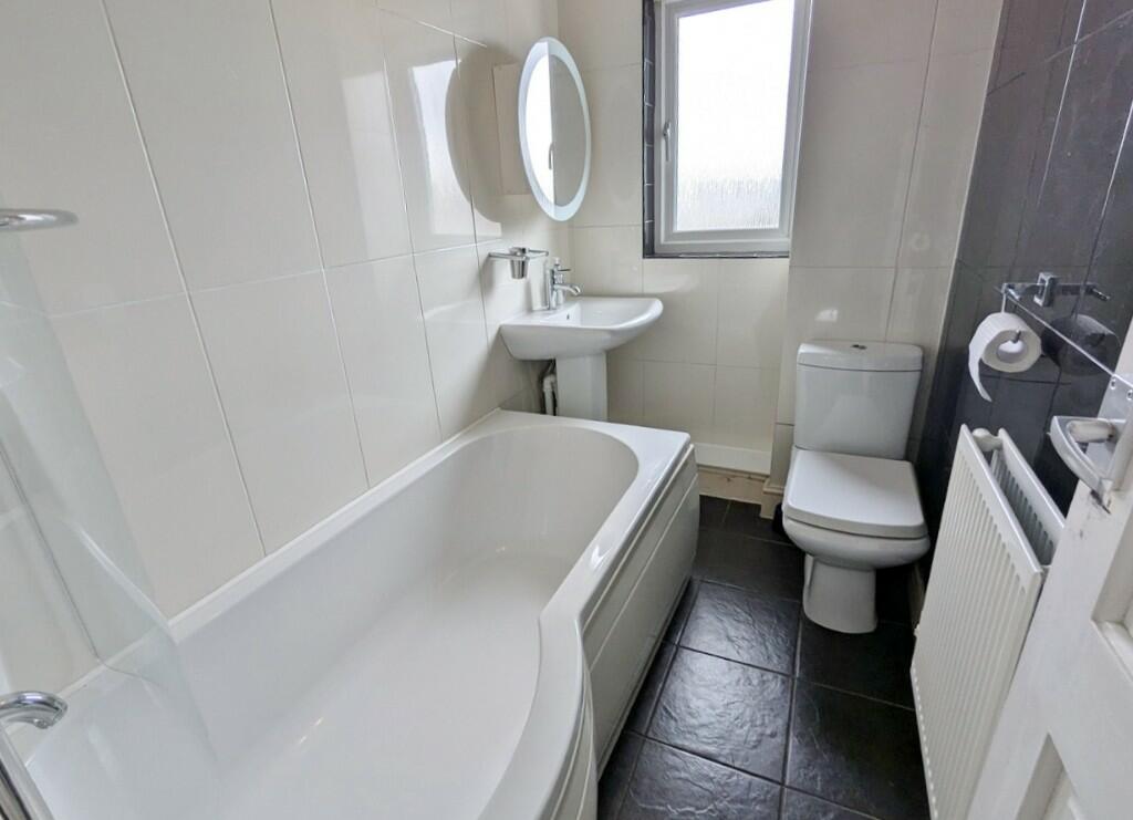 Additional image 6 of Westbourne Court, Porthcawl, South Glamorgan, Bridgend (County of), CF36