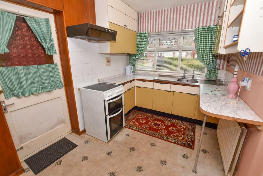 Additional image 7 of Alistair Drive, Bromborough