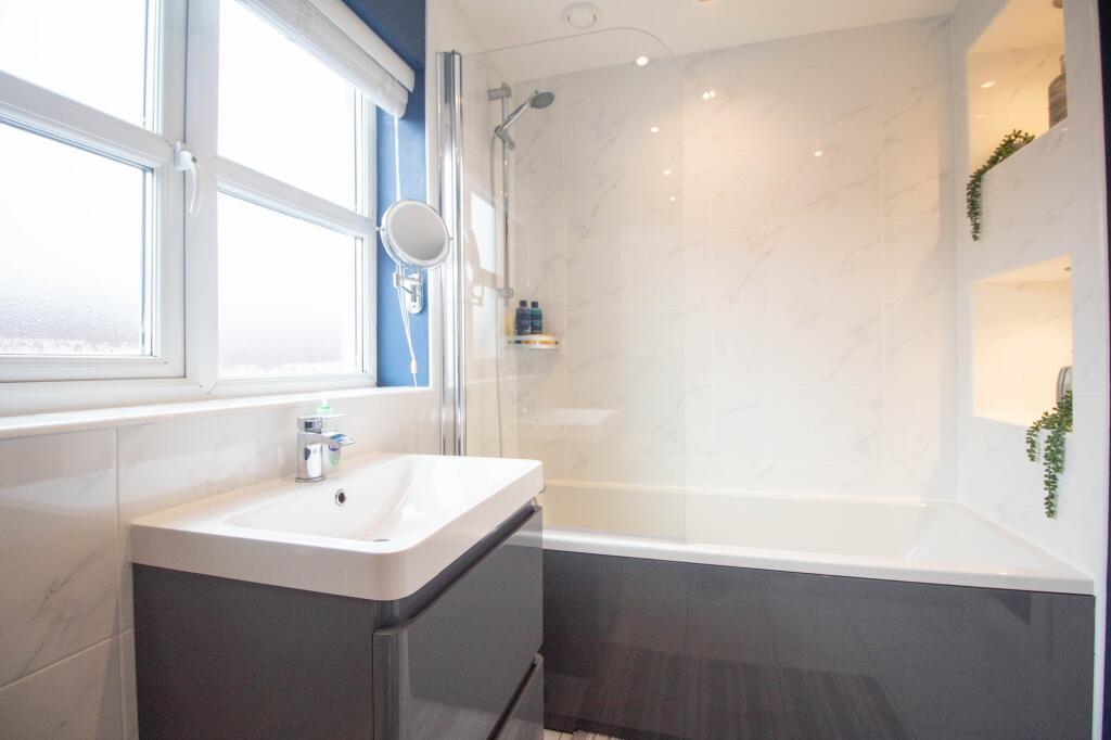 Additional image 14 of Oaktree Court, Hoole, Chester