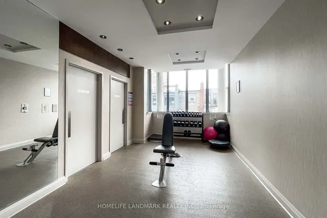 Additional image 19 of 26 Norton Ave Unit 504