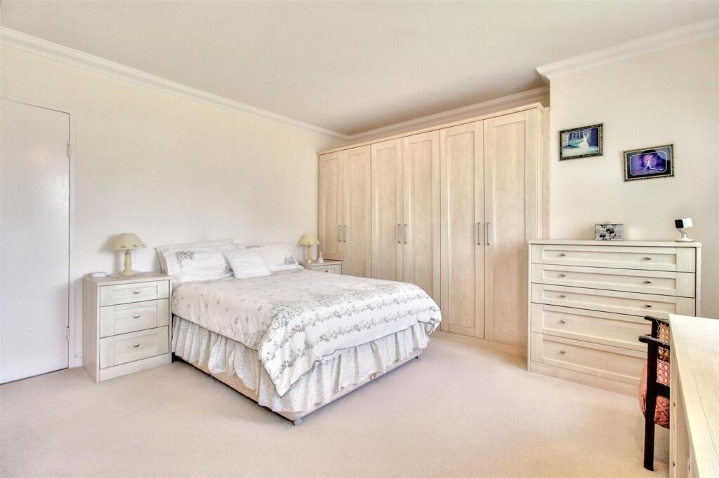 Additional image 9 of Marine Crescent, Goring-By-Sea