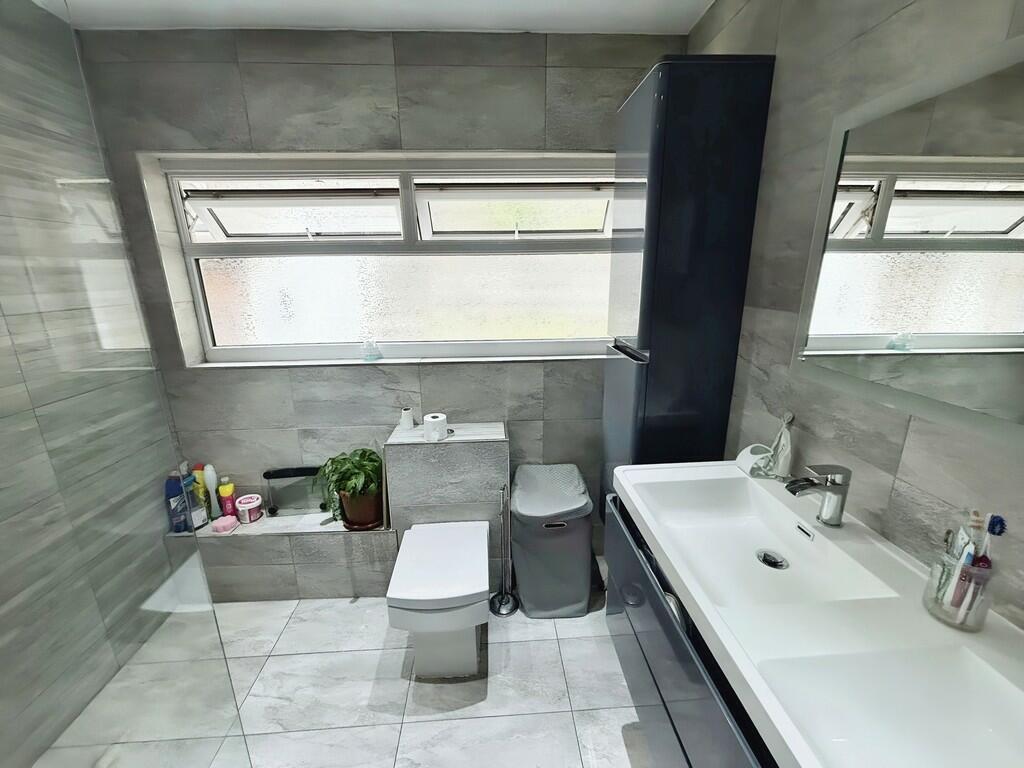 Additional image 21 of Glen View, Park Lane, Treharris