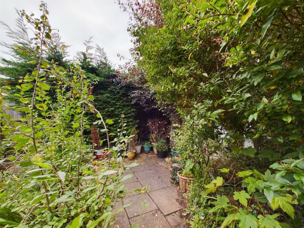 Additional image 33 of Childwall Avenue, Wirral