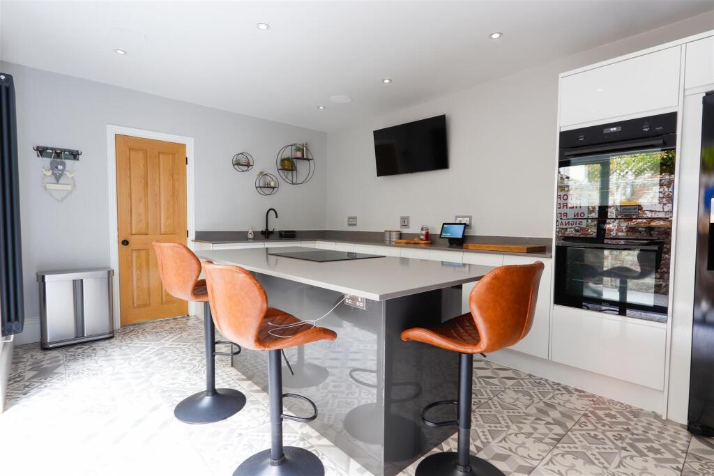 Additional image 6 of Redbrink Crescent, Barry