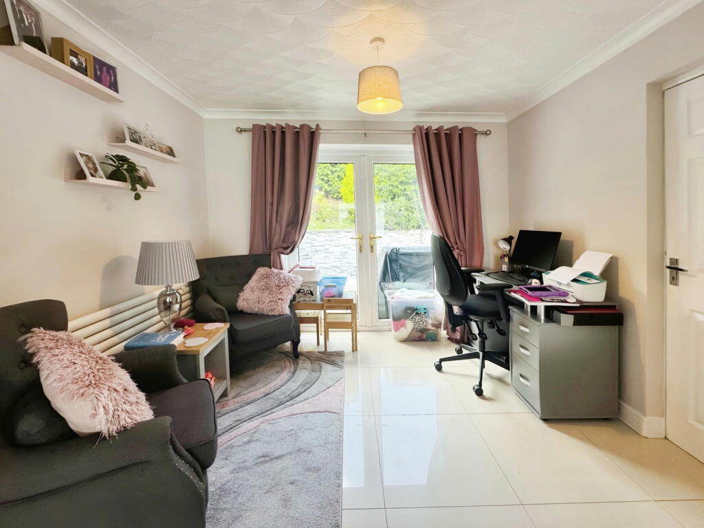 Additional image 5 of Waunfain, Energlyn Parc, Caerphilly, CF83 2US