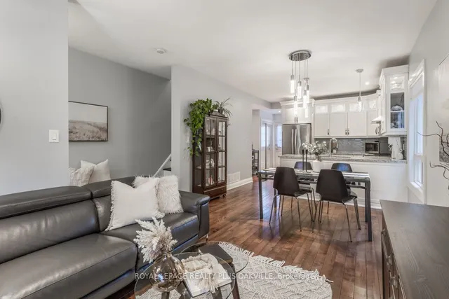 Additional image 15 of 29 1/2 Rosemont Ave