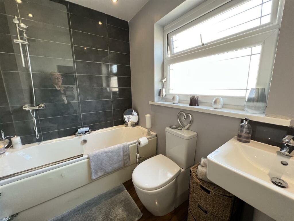 Additional image 18 of Fairoak Close, Landare