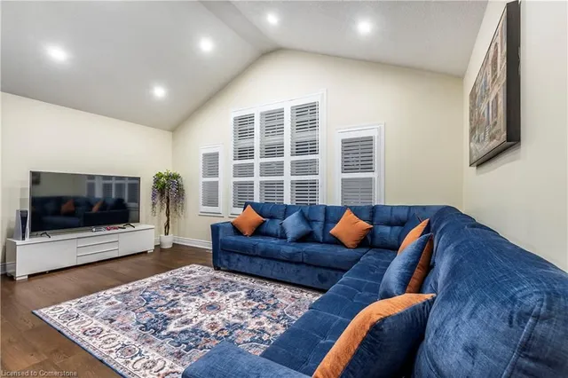 Additional image 24 of 91 Parkvale Dr