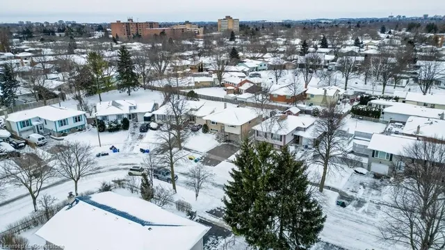 Additional image 41 of 94 Nipigon St