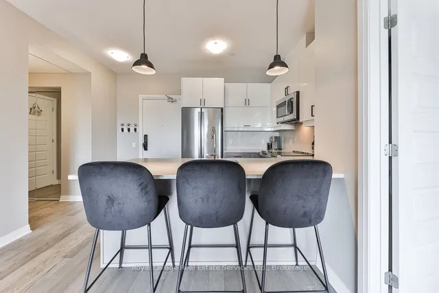 Additional image 8 of 460 Gordon Krantz Ave Unit 306