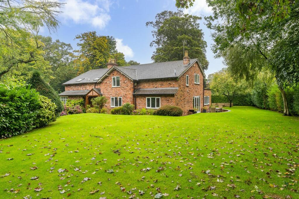 Additional image 41 of Large private plot in desirable Churton village