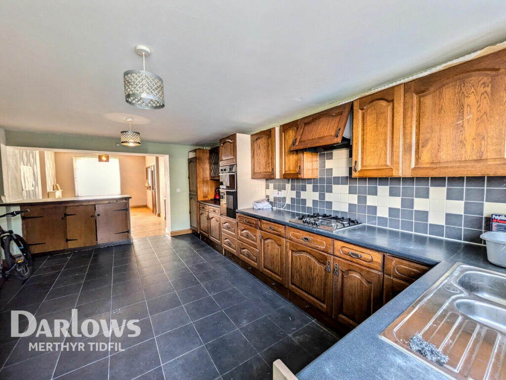 Additional image 3 of Tanybryn Place, Merthyr Tydfil