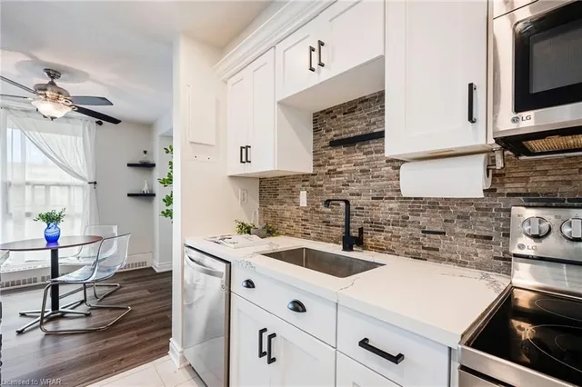 Additional image 9 of 1964 Main St Unit 1208