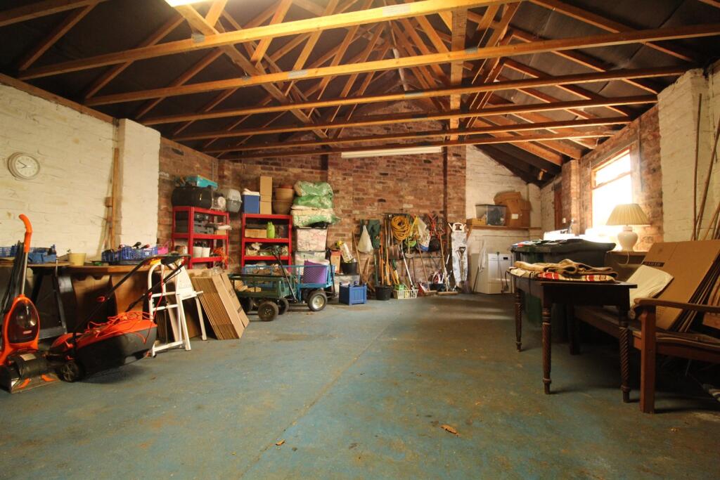 Additional image 28 of Hoofield Lane, Huxley, Chester