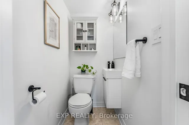 Additional image 15 of 870 Jane St Unit 215