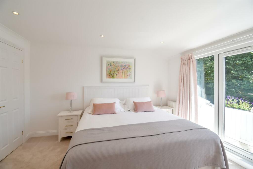Additional image 15 of Beach Road, Swanbridge, Penarth