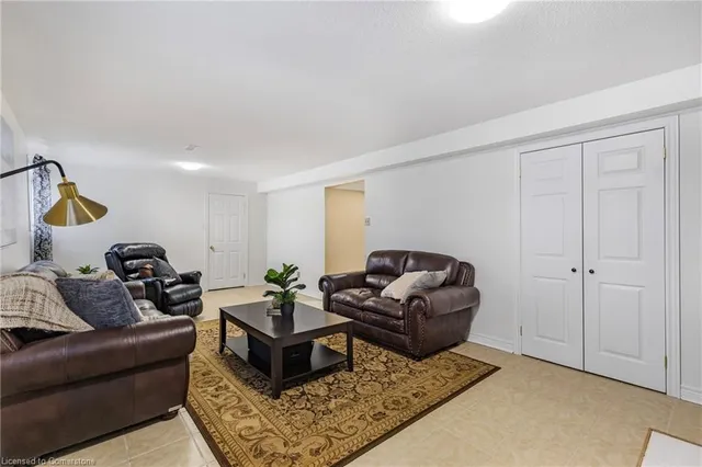 Additional image 26 of 739 Mud St