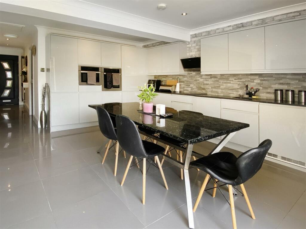 Additional image 5 of Southcourt Close, Rustington