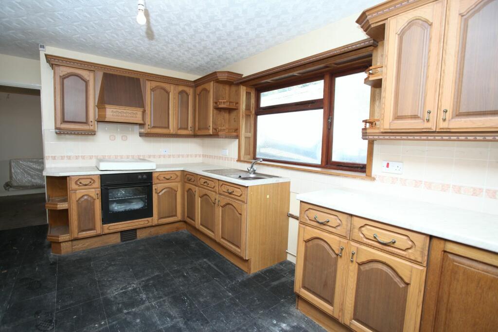 Additional image 3 of Brynamlwg, Penrhys Road, Ystrad, Pentre