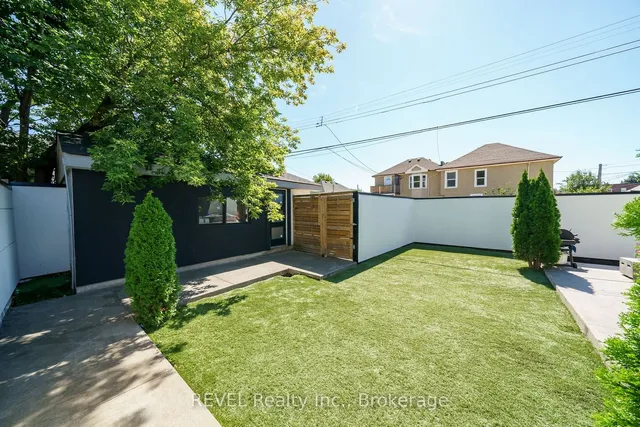 Additional image 30 of 56 FREDERICK Ave