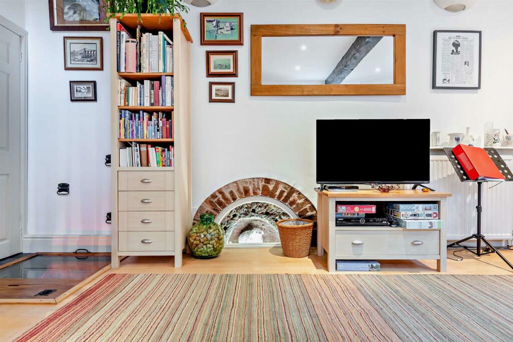 Additional image 11 of Town House, Lower Bridge Street, Chester