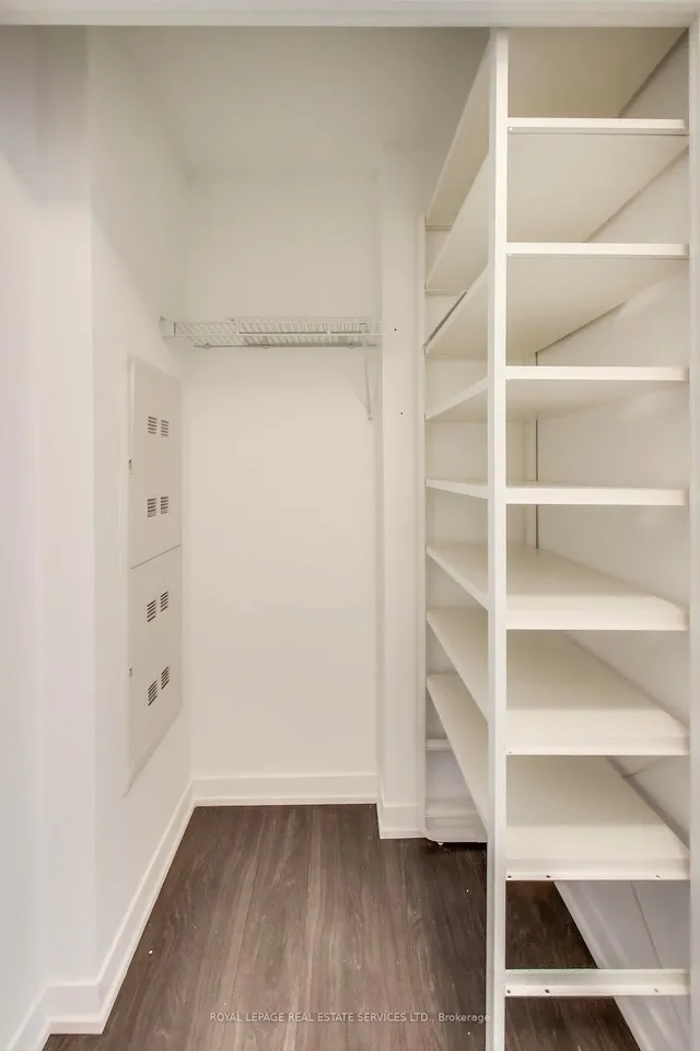 Additional image 18 of 1830 Bloor St Unit 1105