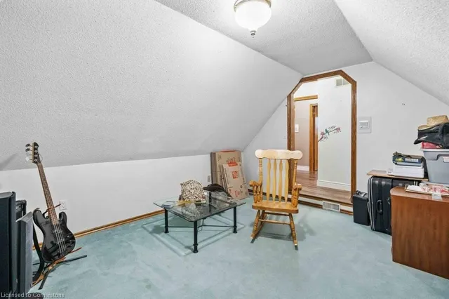 Additional image 34 of 116 Aubrey Ave