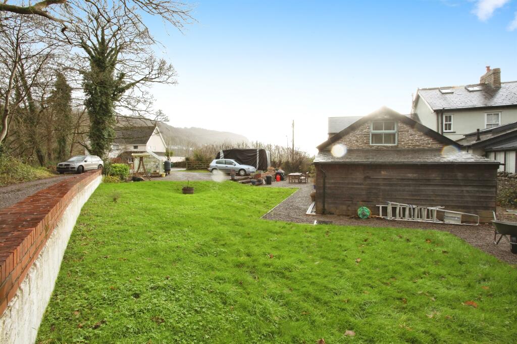 Additional image 16 of Berwerdd Du Farm Barn, Pontypridd